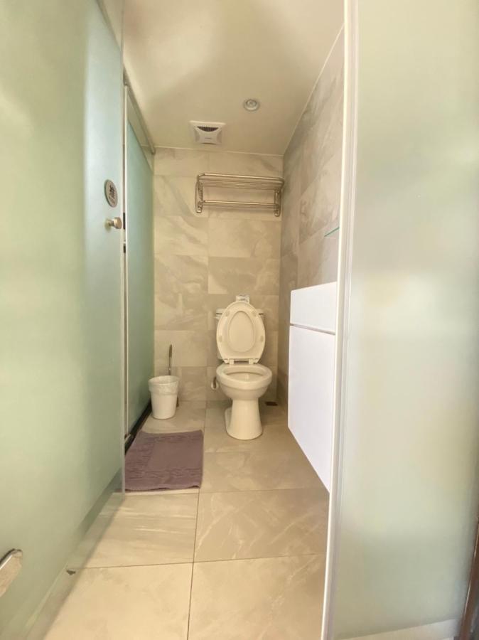 Ferienwohnung Fj Minihouse Taichung Exterior foto